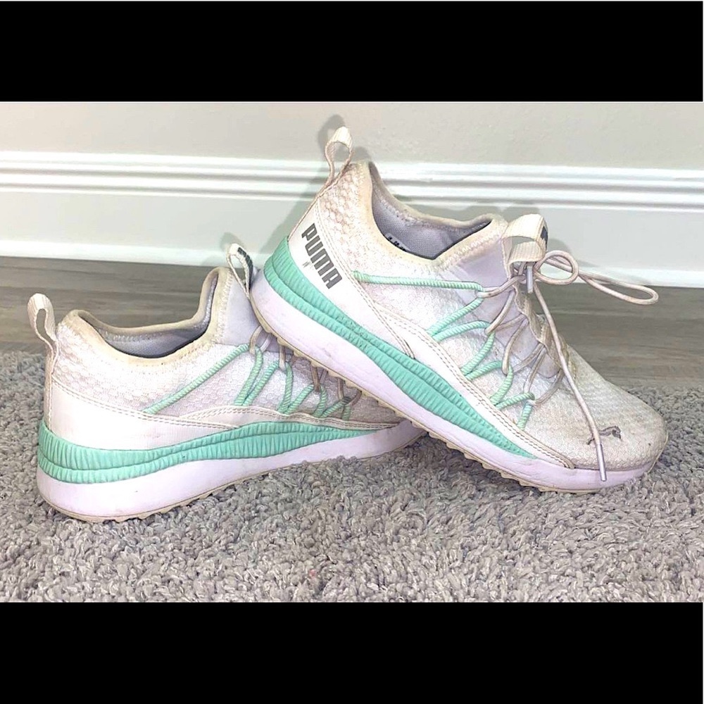 Womens Puma Soft Foam Comfort Shoes size 8 1/2